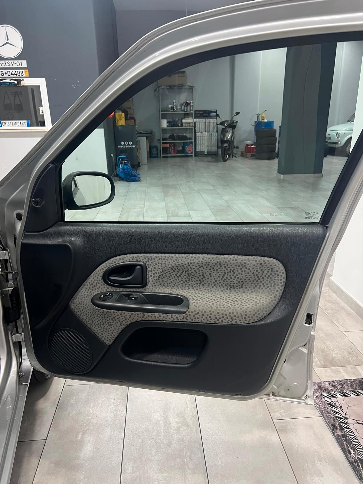 Renault Clio 1.5 dCi 65CV cat 5 porte Fairway