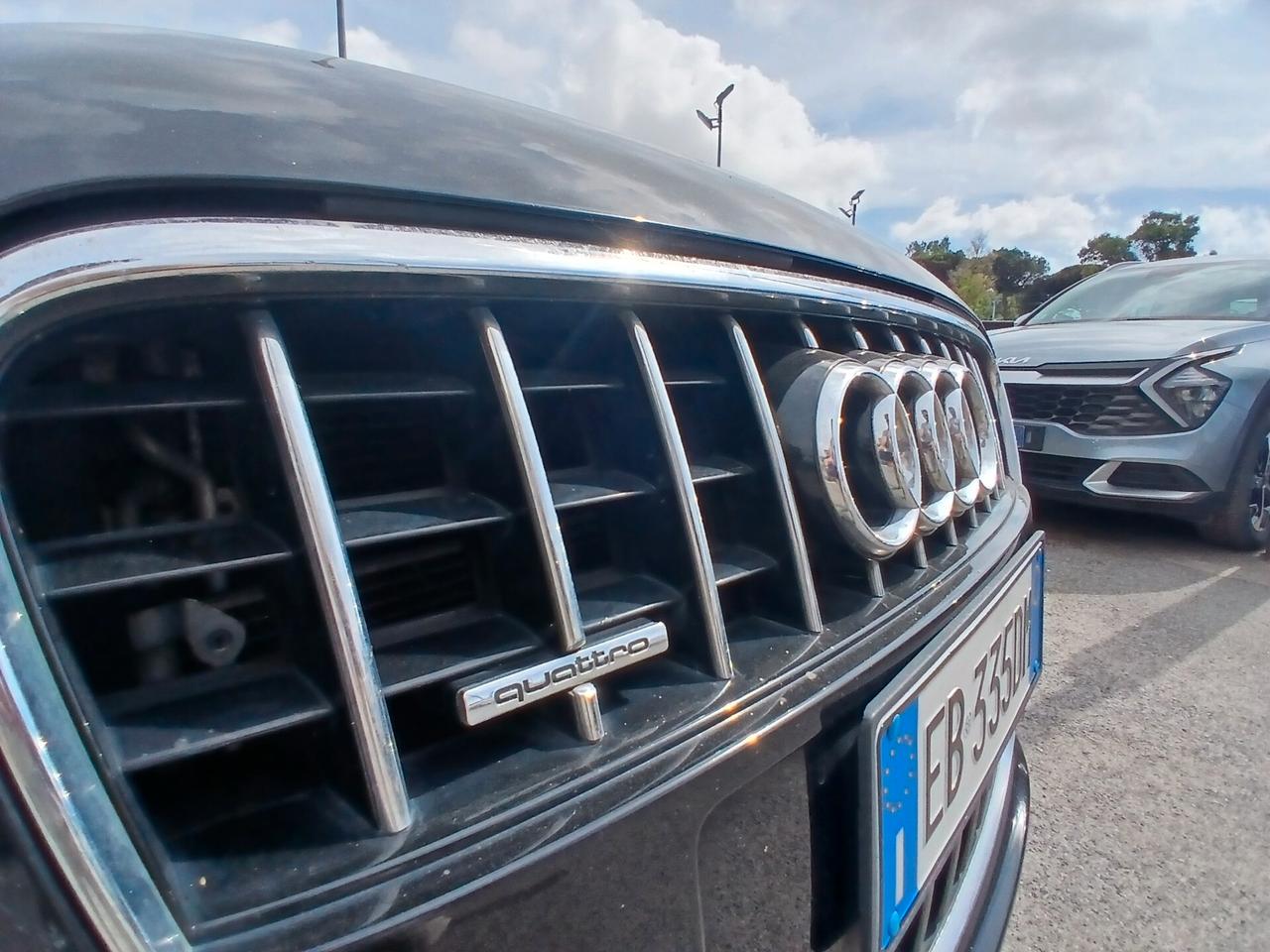 Audi Q7 3.0 TDI 240 CV clean diesel quattro tip. Advanced Plus