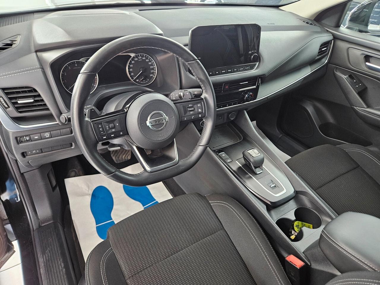 Nissan Qashqai 1.3 mhev Business 2wd 158cv xtronic - IVA ESPOSTA