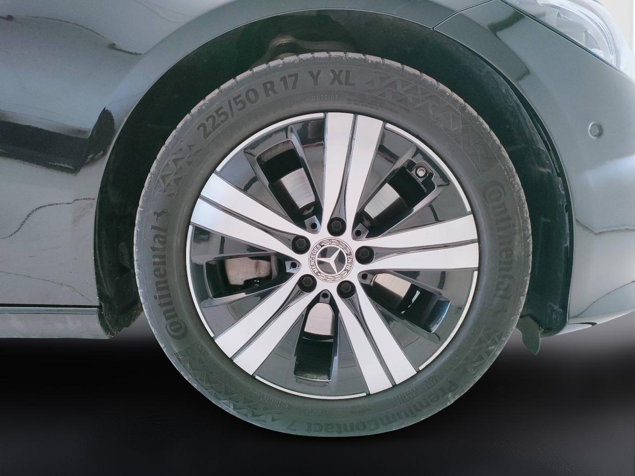 Mercedes-Benz Classe C-S206 SW 2021 - C SW 220 d mhev Sport auto