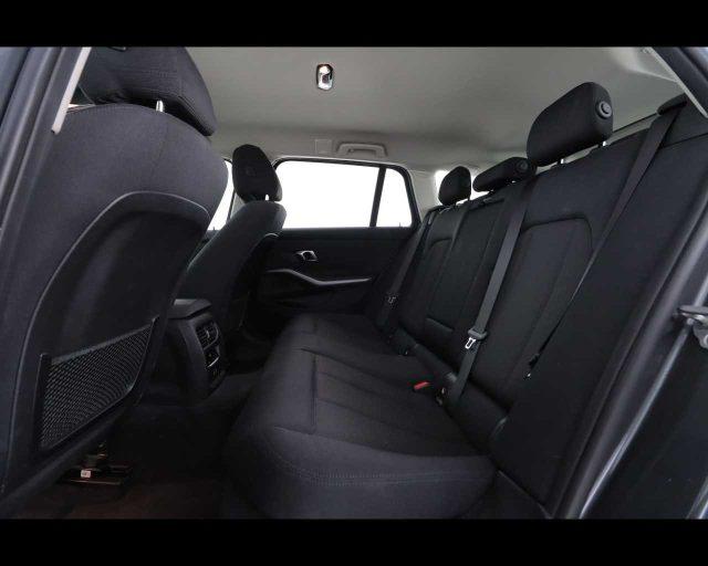 BMW 320 d 48V Touring Business Advantage