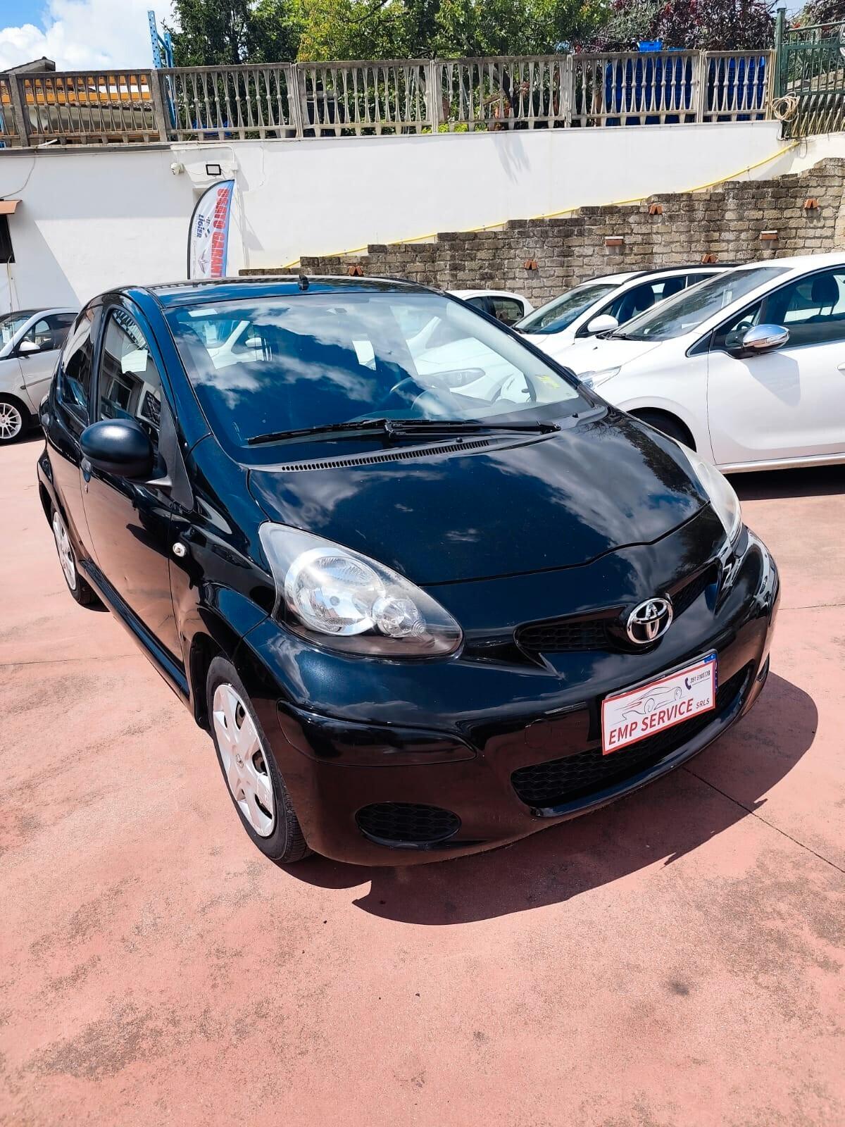Toyota Aygo 1.0 12V VVT-i 5p Sol