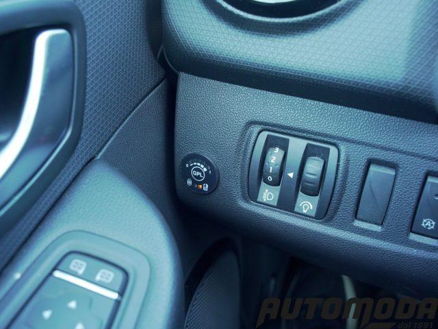 RENAULT Clio 0.9 90CV GPL AUTOCARRO 5P