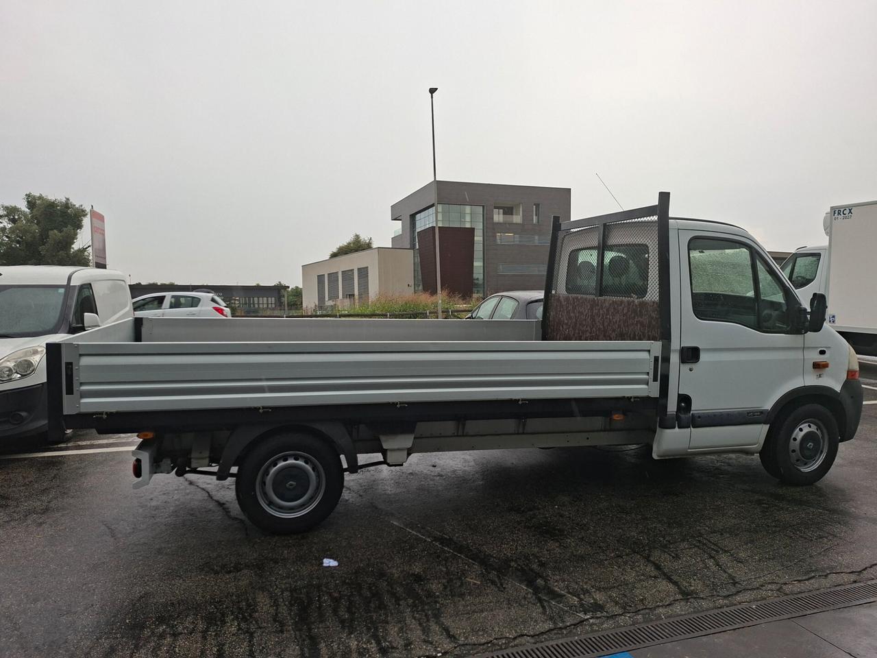 Renault Master 2.5diesel 2008 Cassone 4m