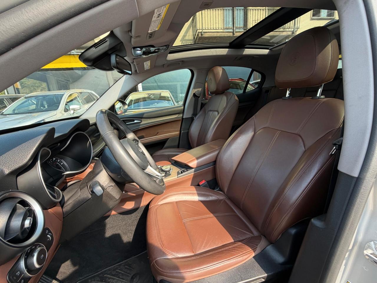 Alfa Romeo Stelvio 2.0cc Q4 280cv auto