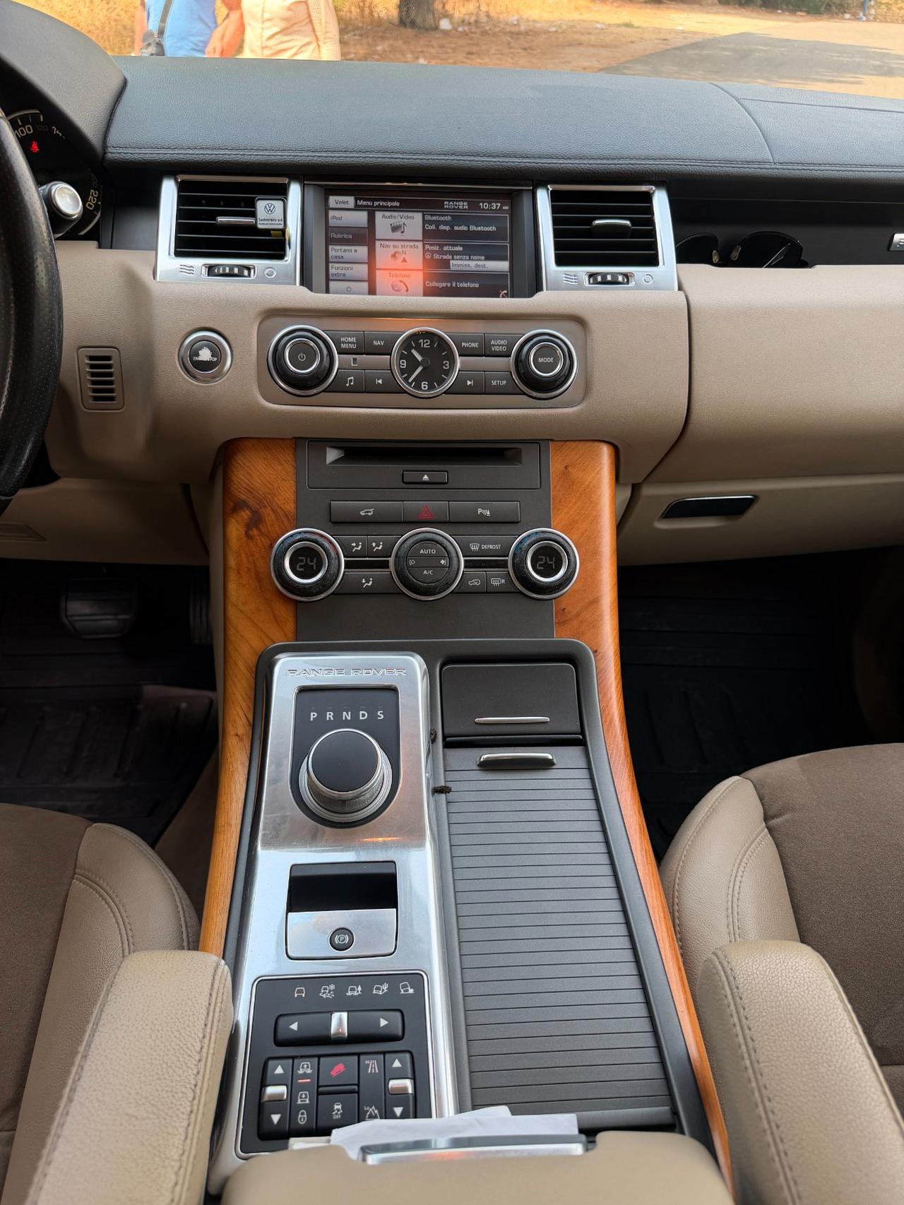 Land Rover Range Rover Sport 3.0 sdV6 HSE auto 8m