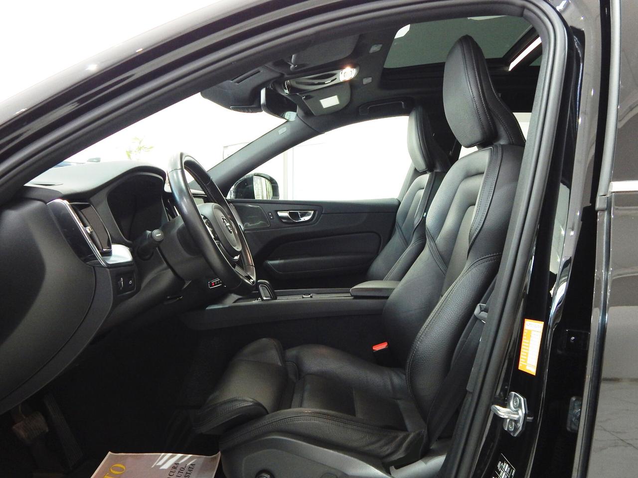 Volvo XC60 2.0 B4 Business Plus AWD Geartronic TETTO-NAVI-PELLE
