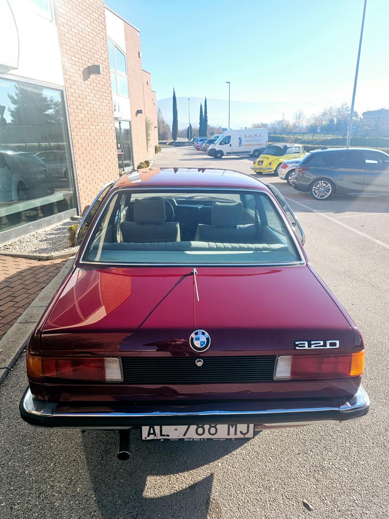 Bmw 320 2 porte coupe 4 Cilindri 70000 km da concorso