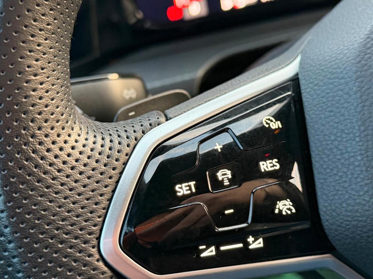 Volkswagen Golf 2.0 TDI DSG GTD