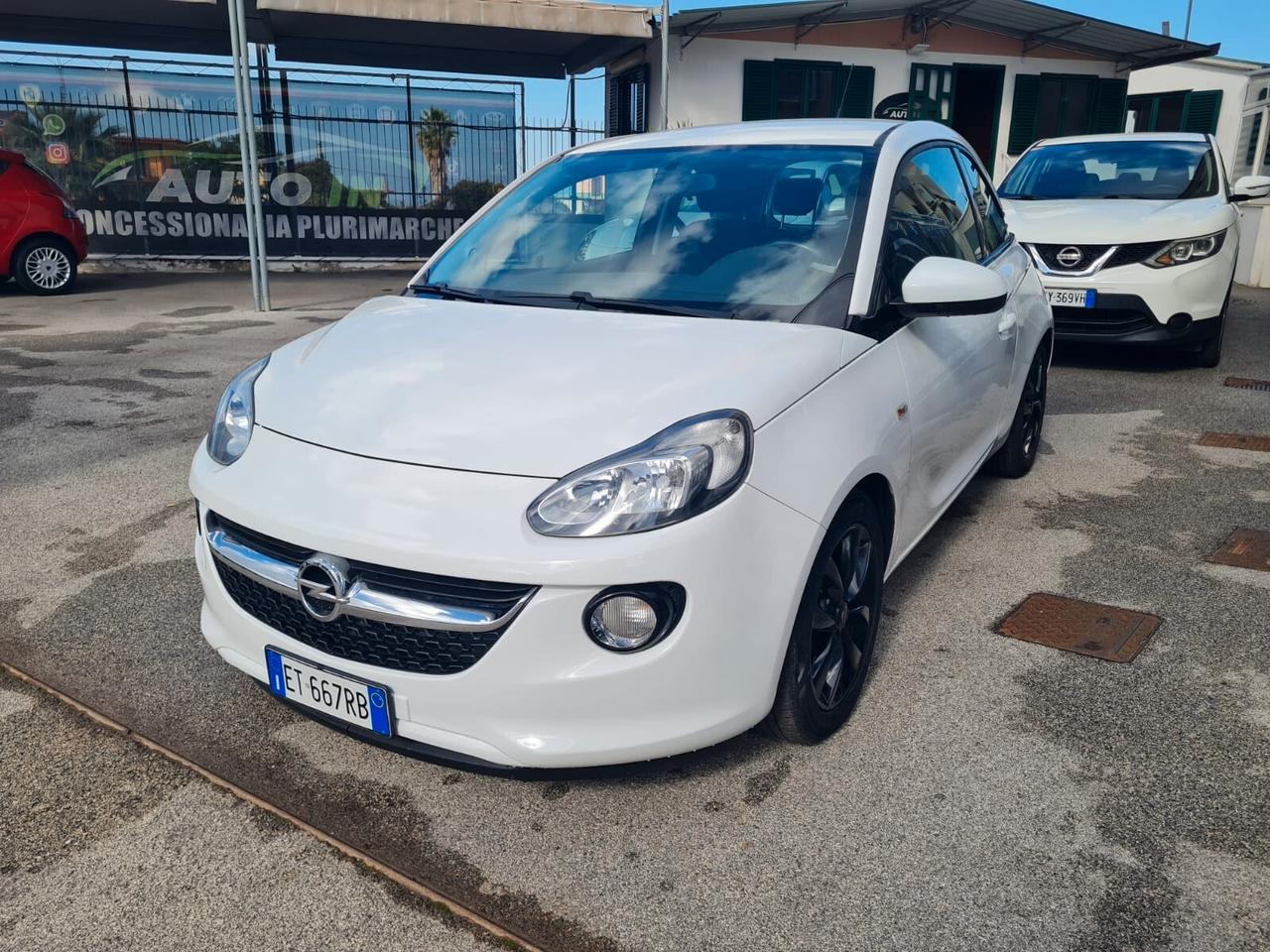 Opel Adam 1.2 70 CV White/Black Link