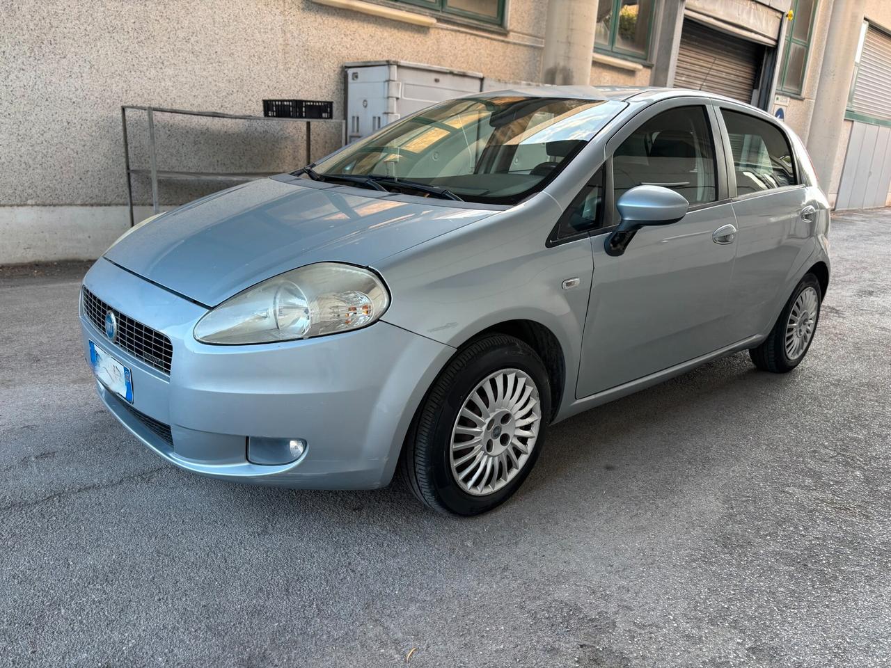 Fiat Grande Punto 1.3 MJT 75 CV OK NEOPATENTATI