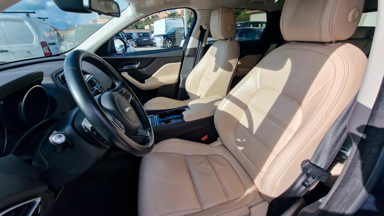 Jaguar F-Pace 2.0 D 180 CV AWD Prestige