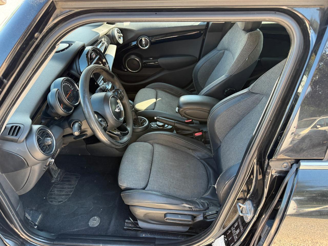 Mini 1.5 Cooper D Hype 5 porte AUTOMATICA