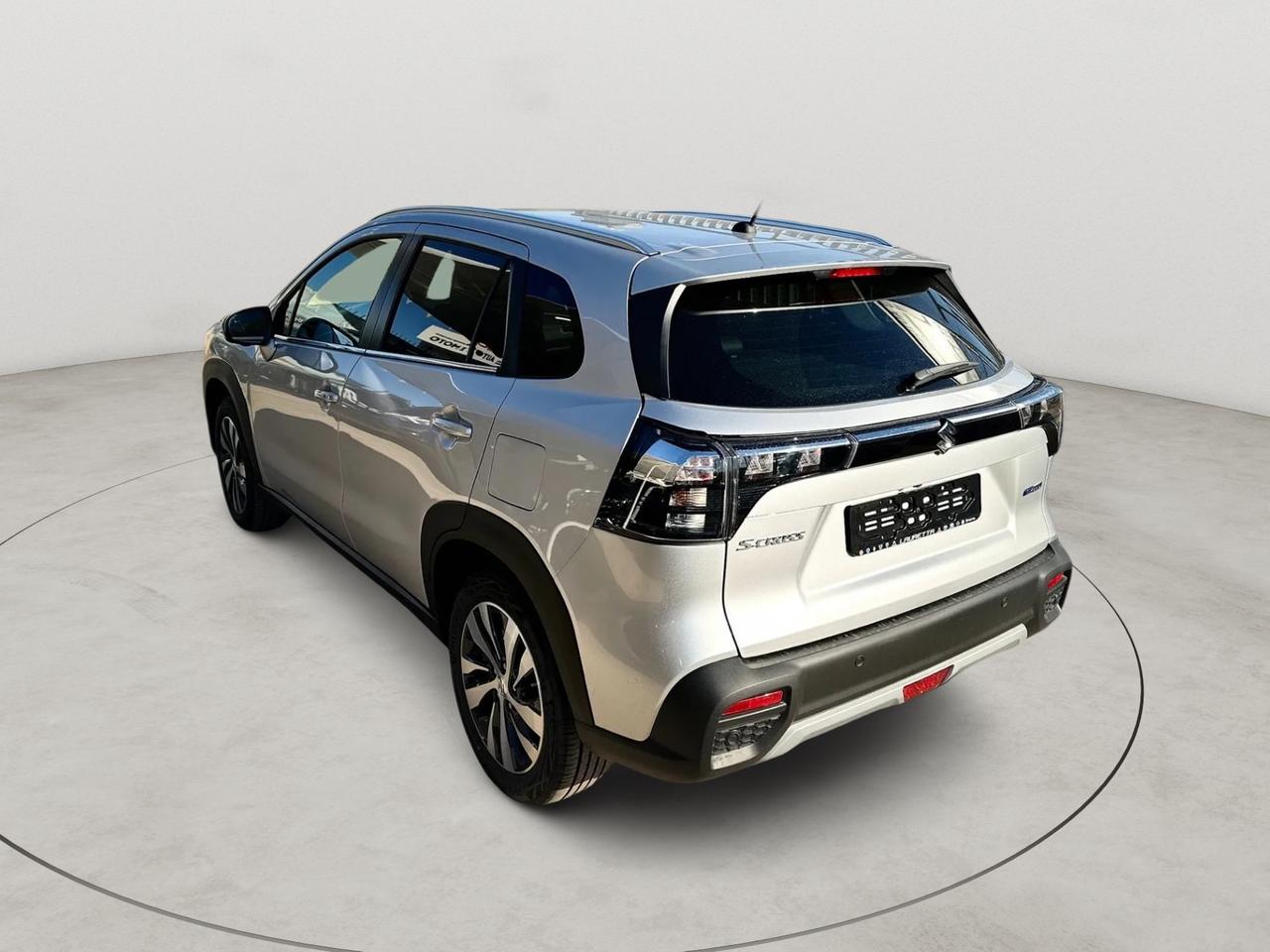 Suzuki S-Cross 1.4 Hybrid Top+