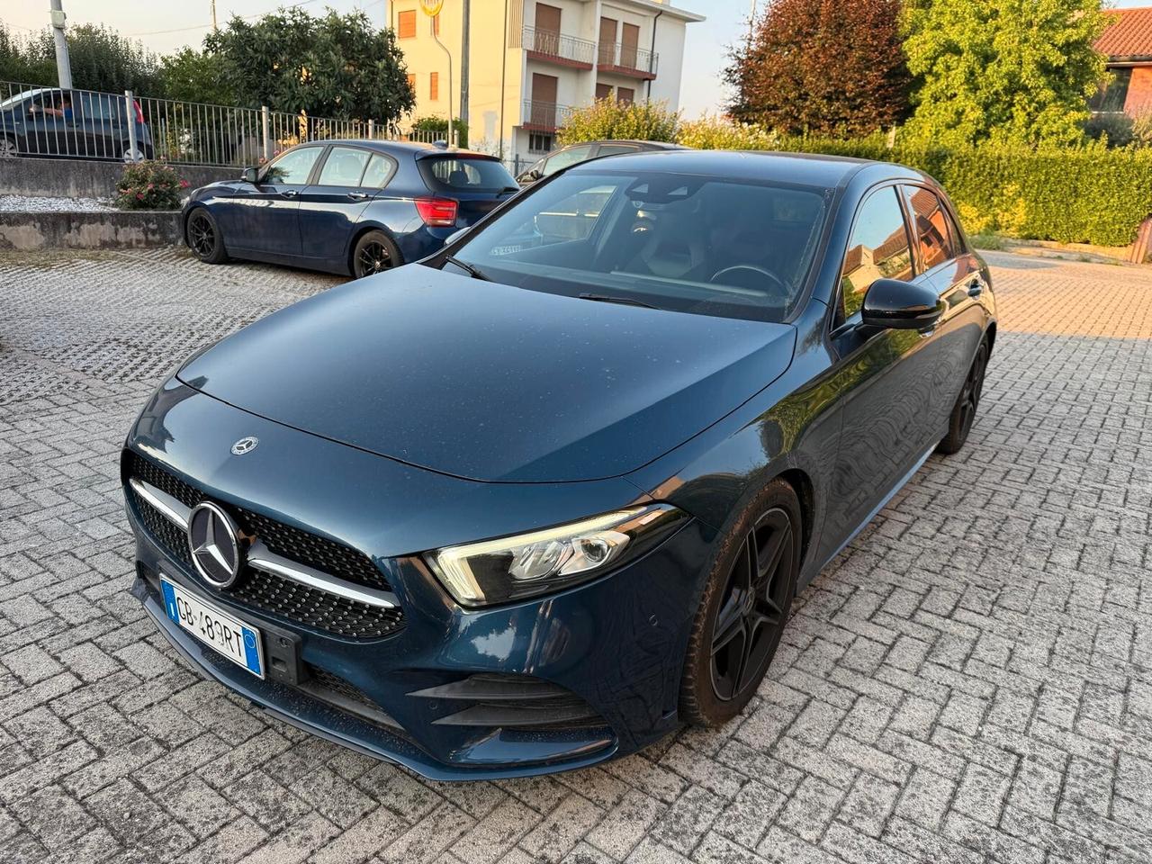 Mercedes-benz A 180 d Premium