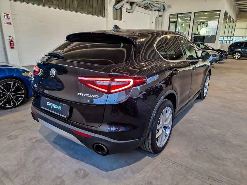 Alfa Romeo Stelvio 2.0 Turbo 280cv First Edition Q4 Auto
