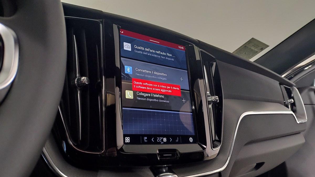 VOLVO Xc60 T6 Plug-In Hybrid Awd Aut. Plus Black Edition