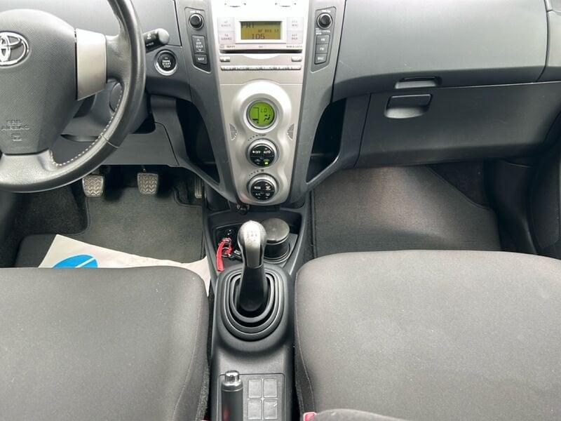 Toyota Yaris Yaris 3p 1.0