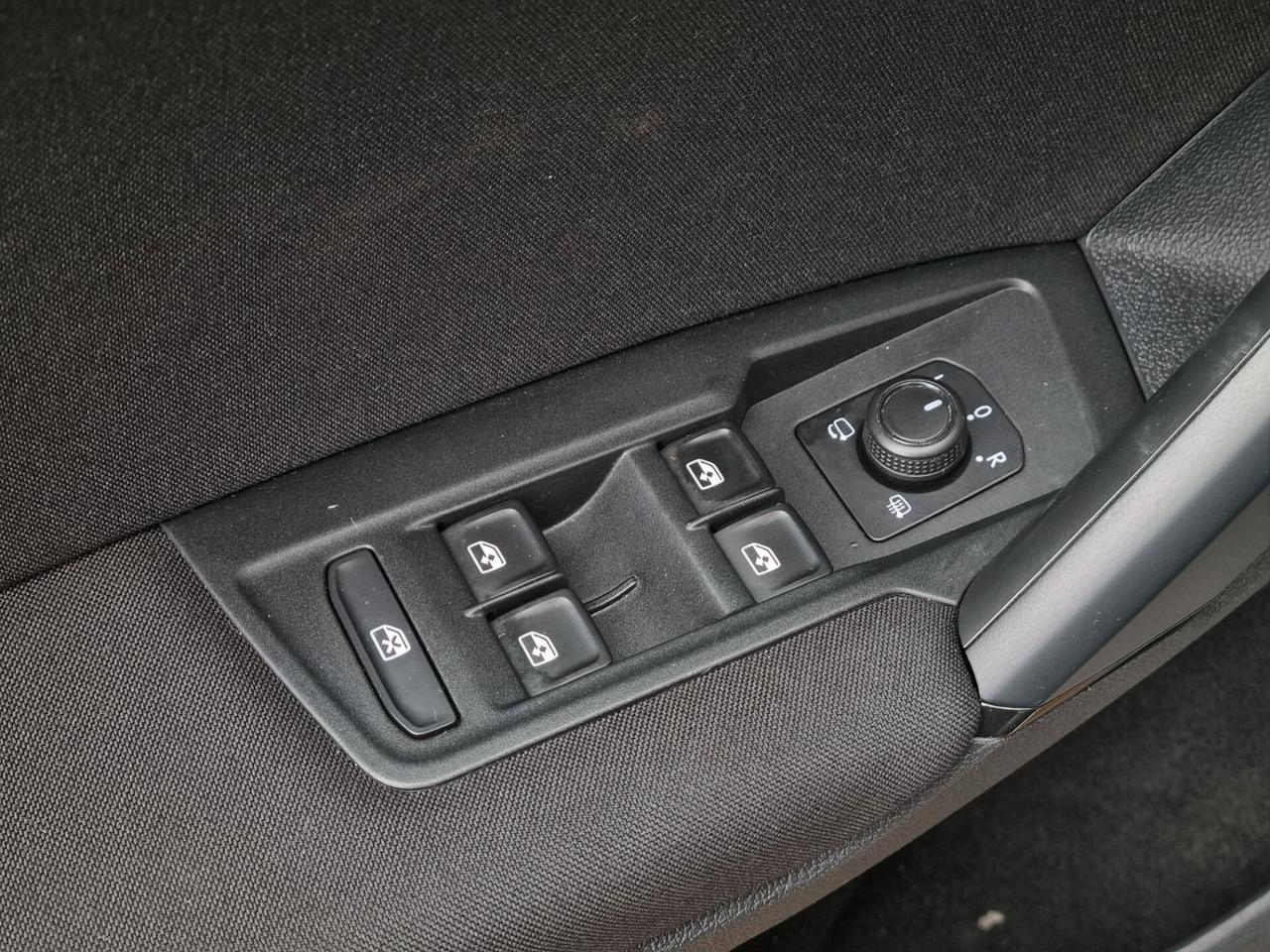 Volkswagen Tiguan 2.0 TDI SCR DSG Business BlueMotion Technology