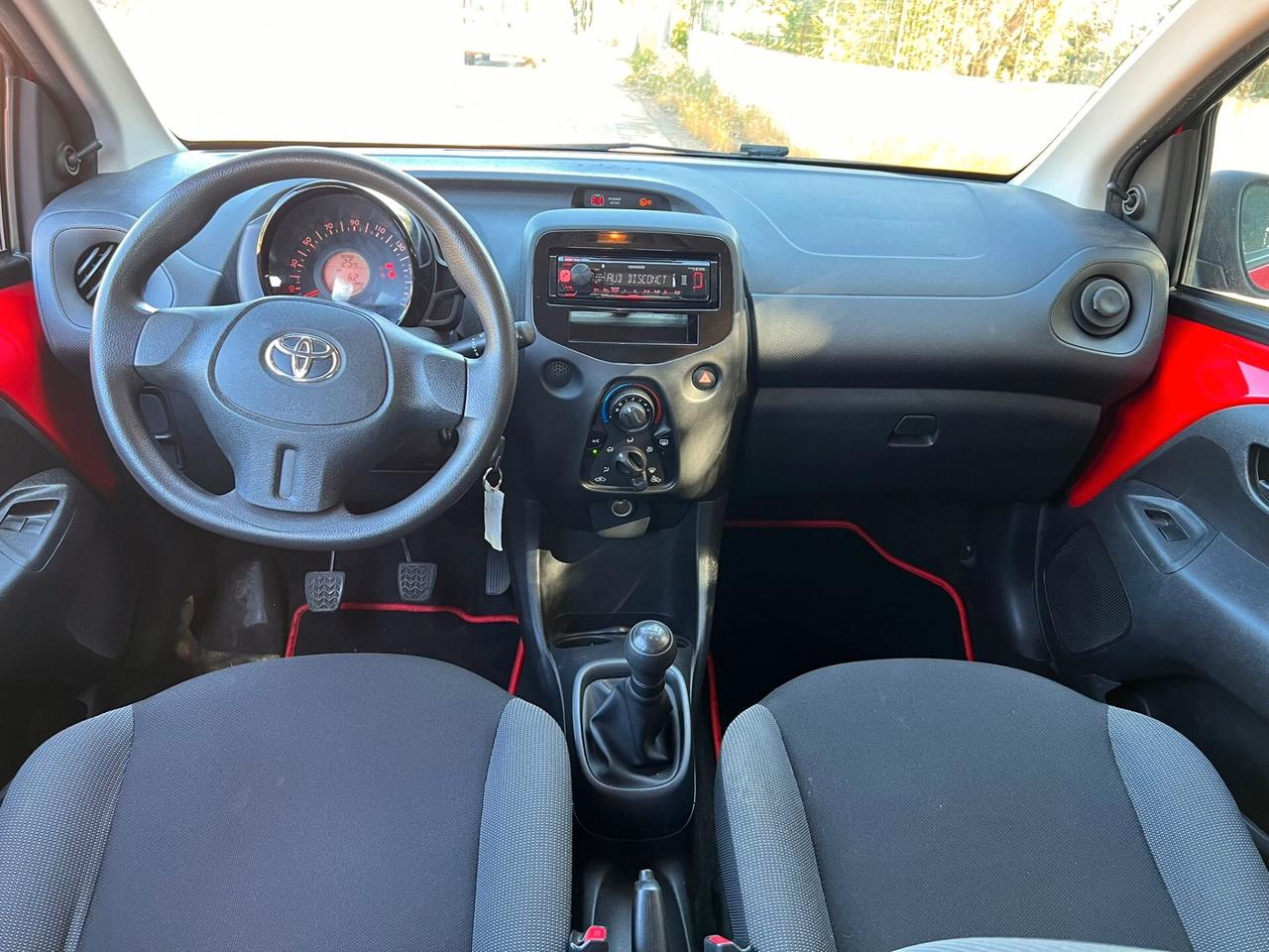 Toyota Aygo 1.0 VVT-i 69 CV 5 porte x-cool