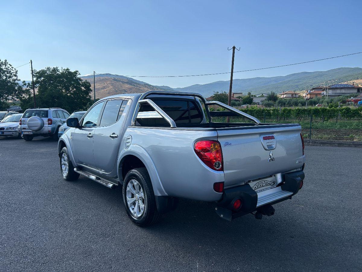 MITSUBISHI - L200 2.5 DI-D/178CV DC Intense Plus