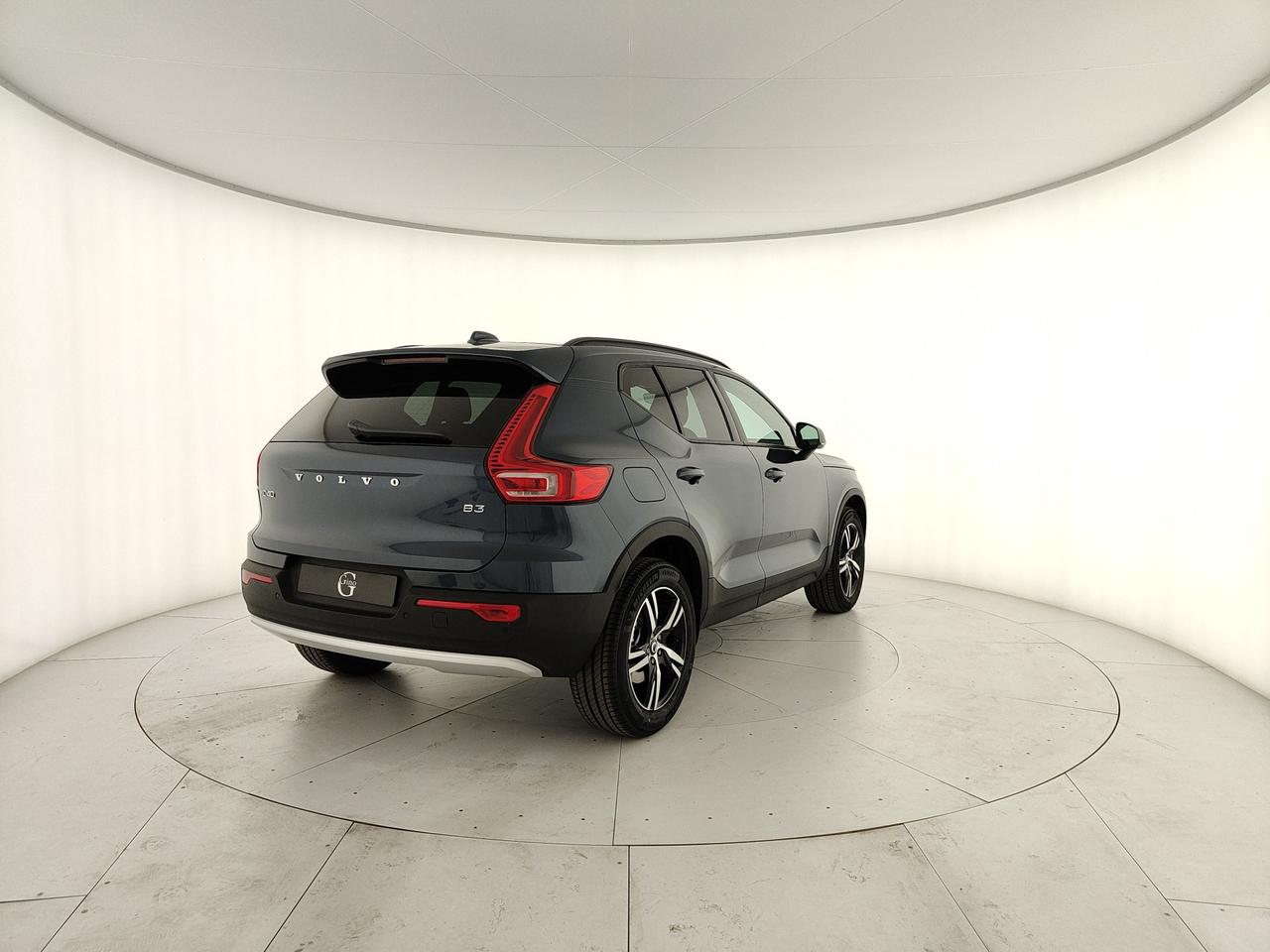 VOLVO XC40 2.0 b3 Core auto