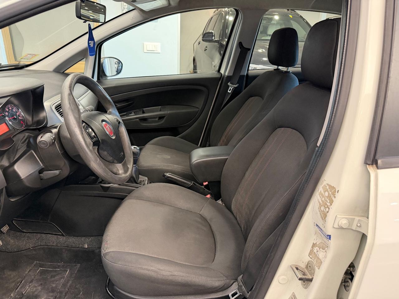 Fiat Punto 1.3 MJT II 75 CV 5 porte Street ok neopatentati