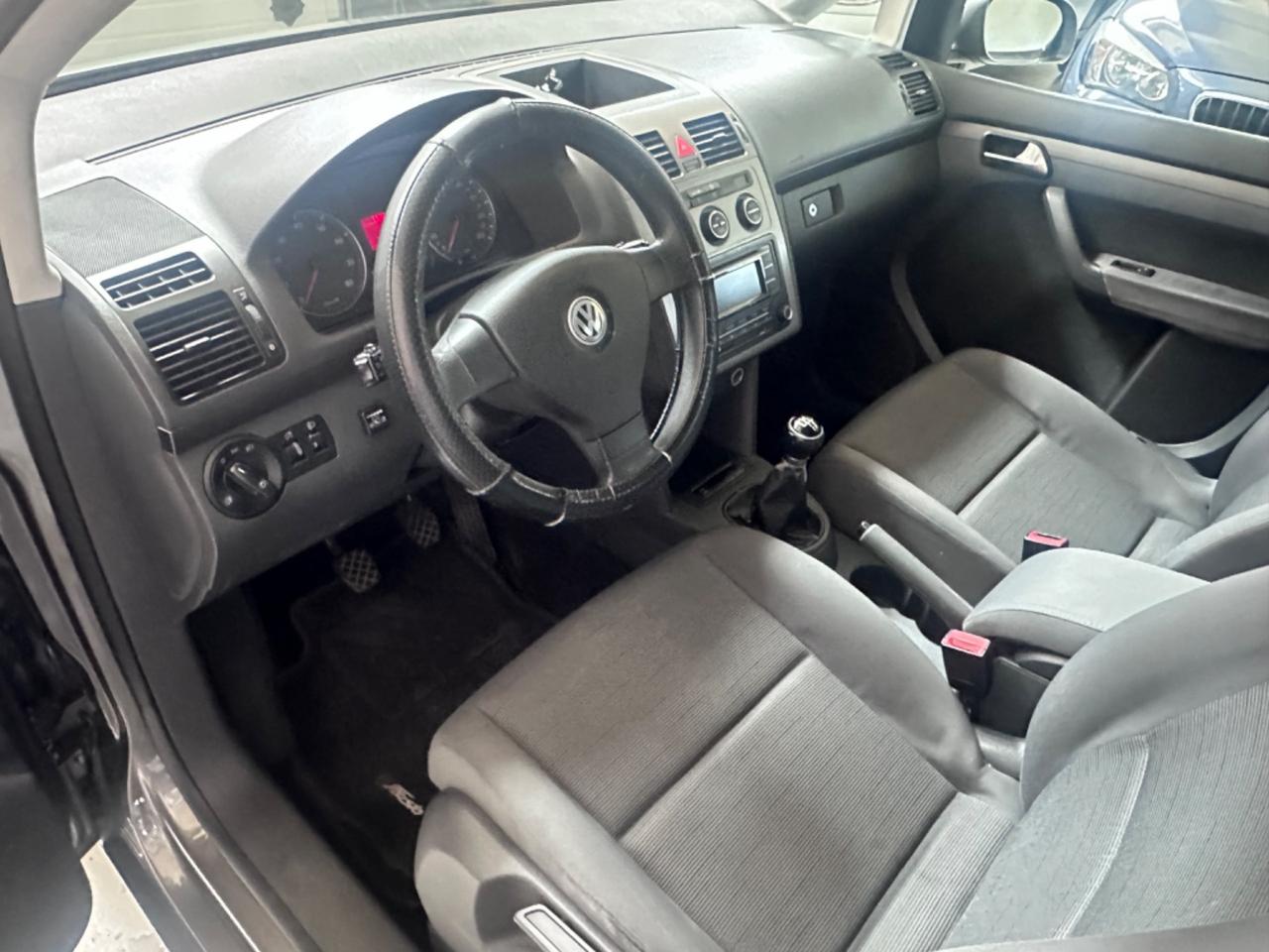 Volkswagen Touran 1.6 Trendline Bifuel G