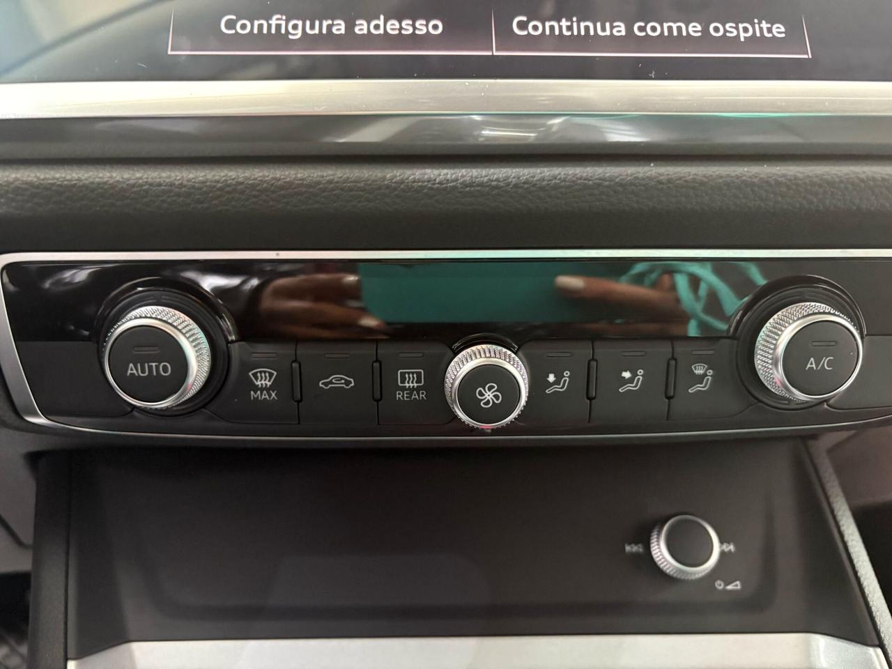 Audi Q3 35 TDI S tronic Business Advanced