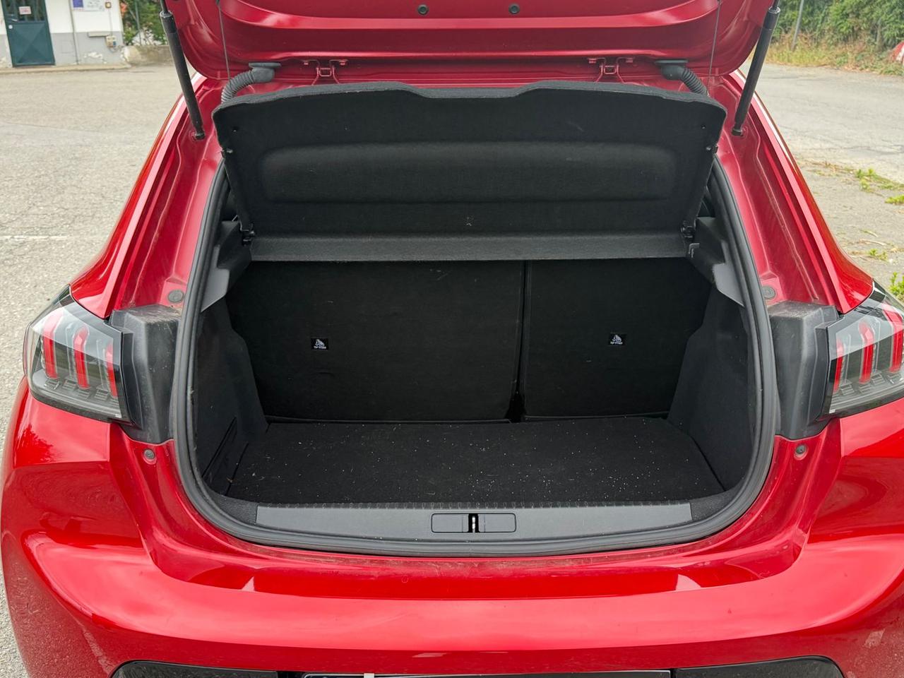 Peugeot 208 Allure Pack 1.2 PureTech 100 #11176