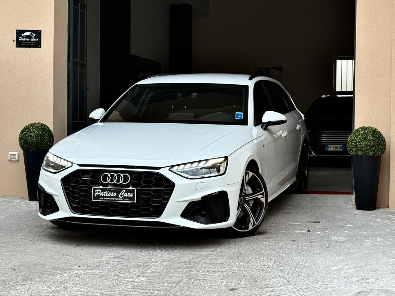 Audi A4 Avant 40 TDI quattro S tronic line edition