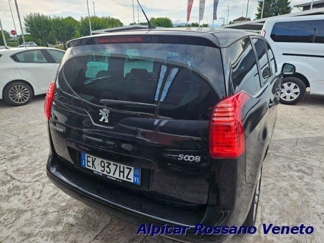 PEUGEOT 5008 1.6 HDi 112CV Family 7 posti