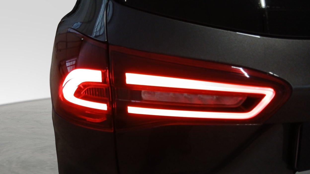 FORD Focus 4ª serie - FOCUS 1.0 ECOBOOST HYBRID 125CV SW ST-LINE STYLE AUTOCARRO