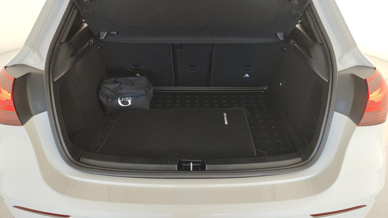 Mercedes-Benz A 200 d AMG Line Advanced Plus auto