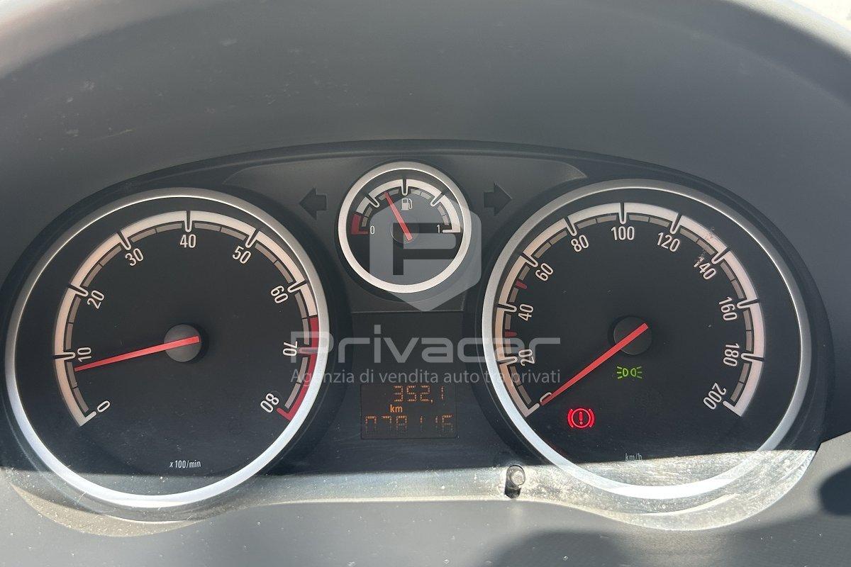 OPEL Corsa 1.2 5 porte Club