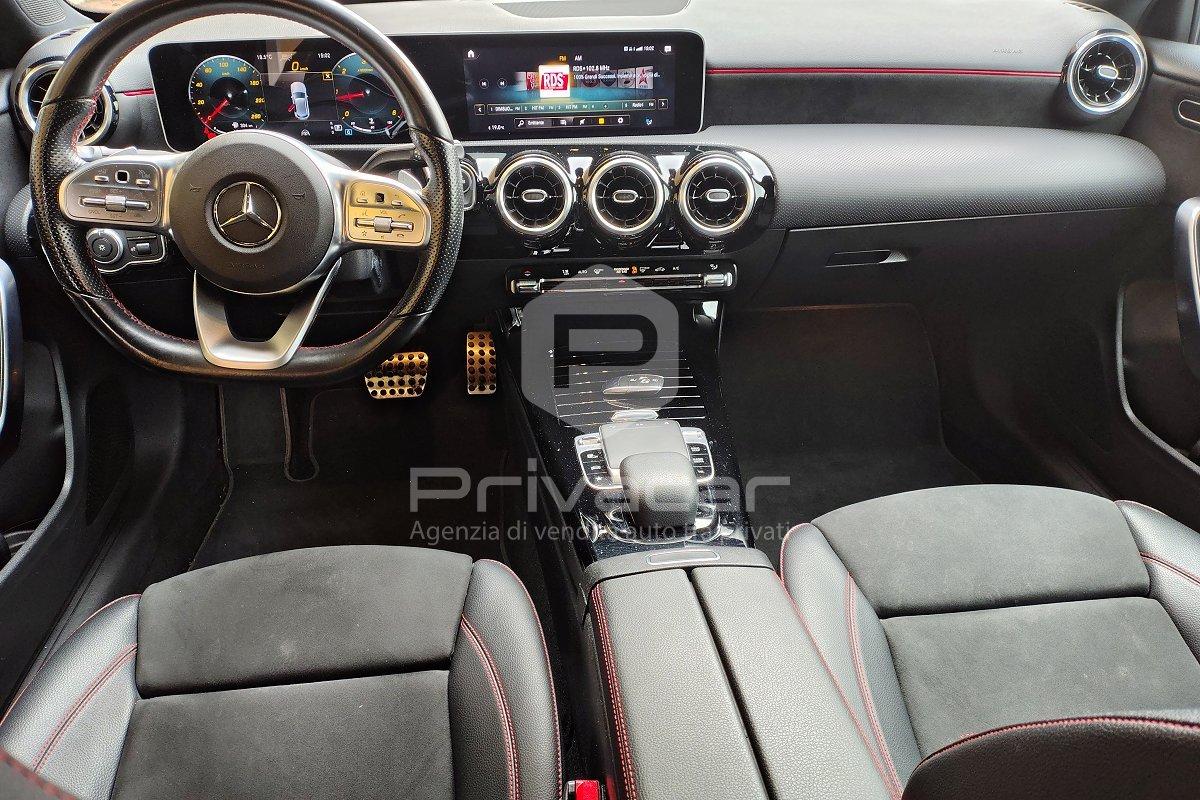 MERCEDES A 200 d Automatic Premium