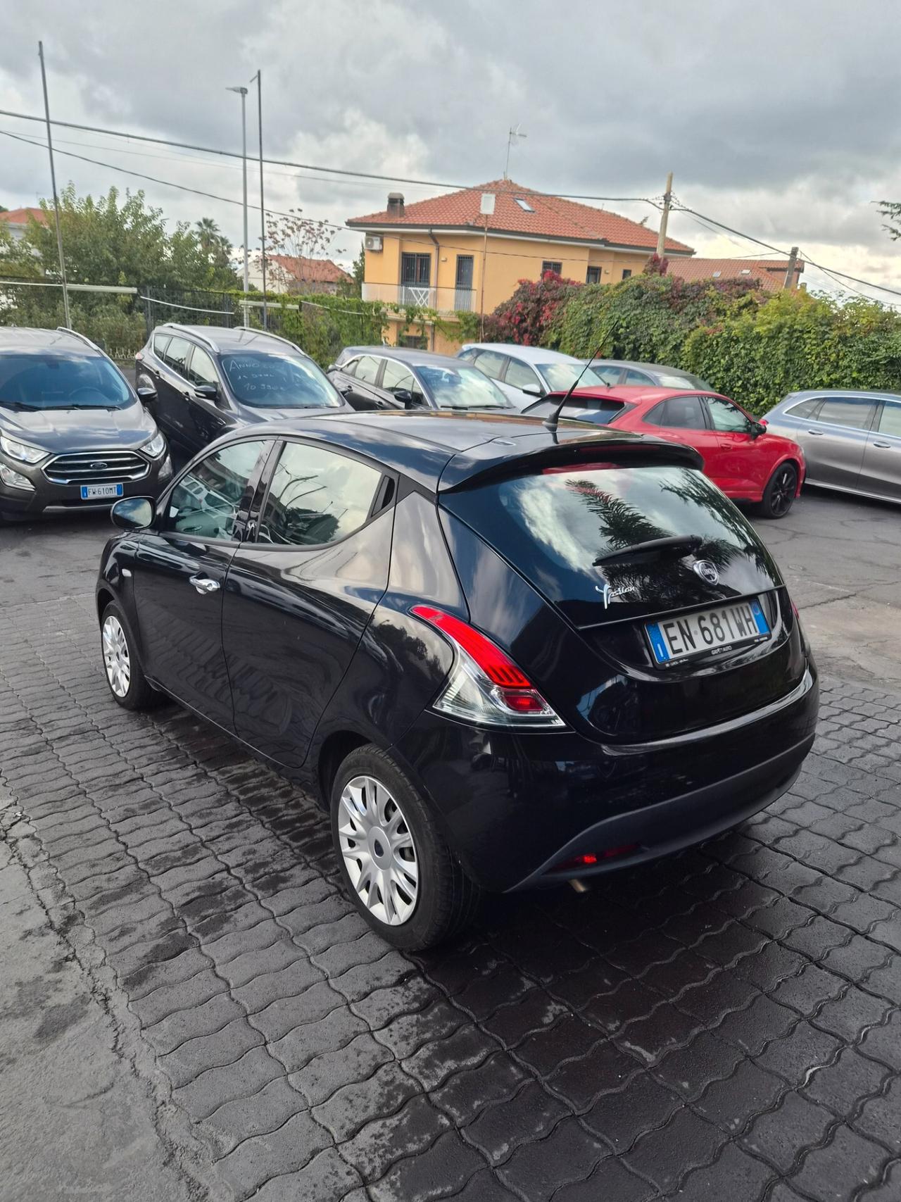 Lancia Ypsilon 1.2 69 CV 5 porte S&S Platinum