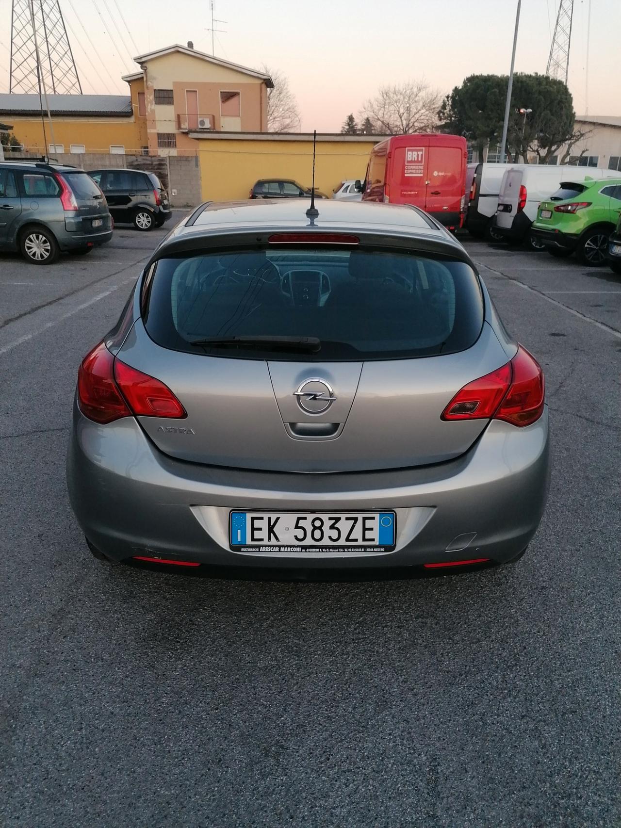 Opel Astra 1.4 100CV 5 porte Elective