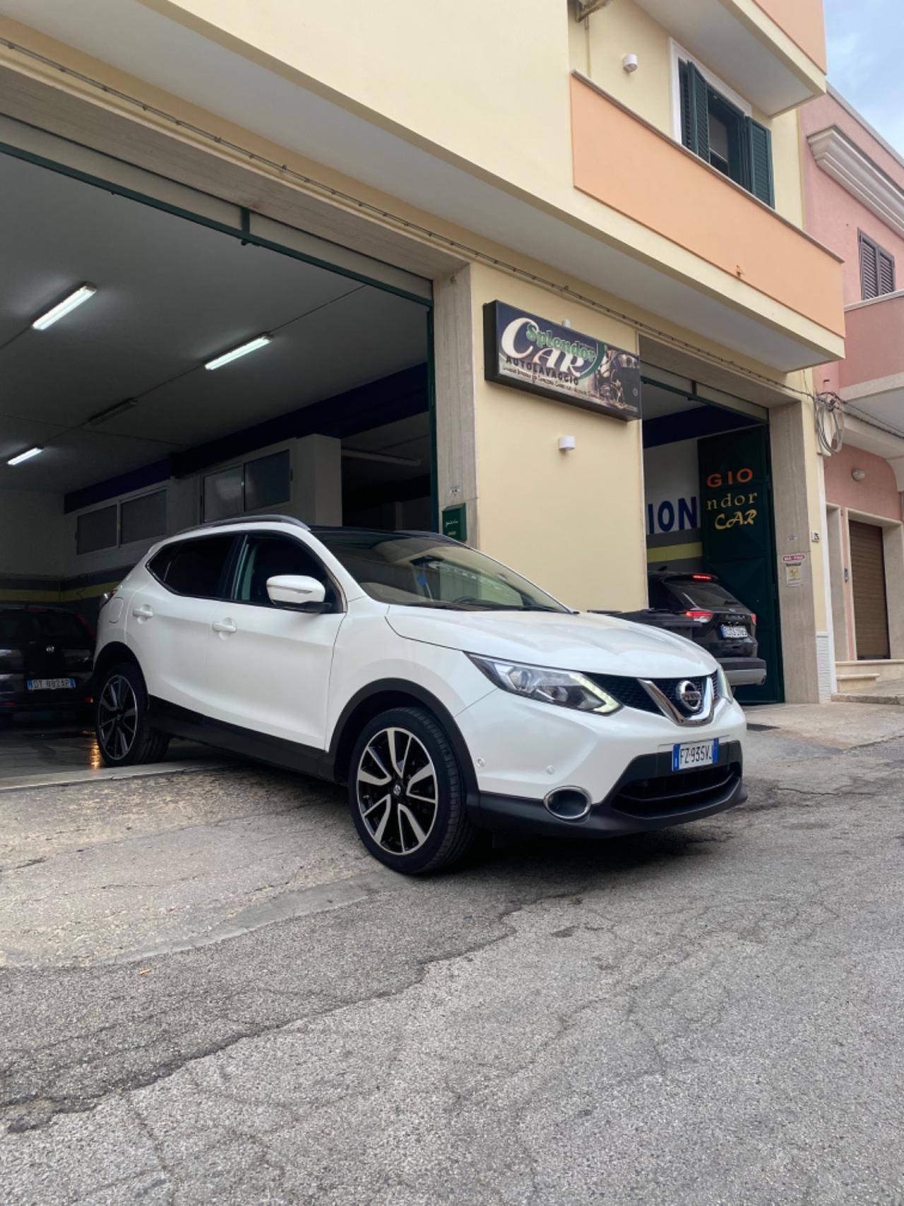 Nissan Qashqai 1.5 dCi Tekna Gancio Traino
