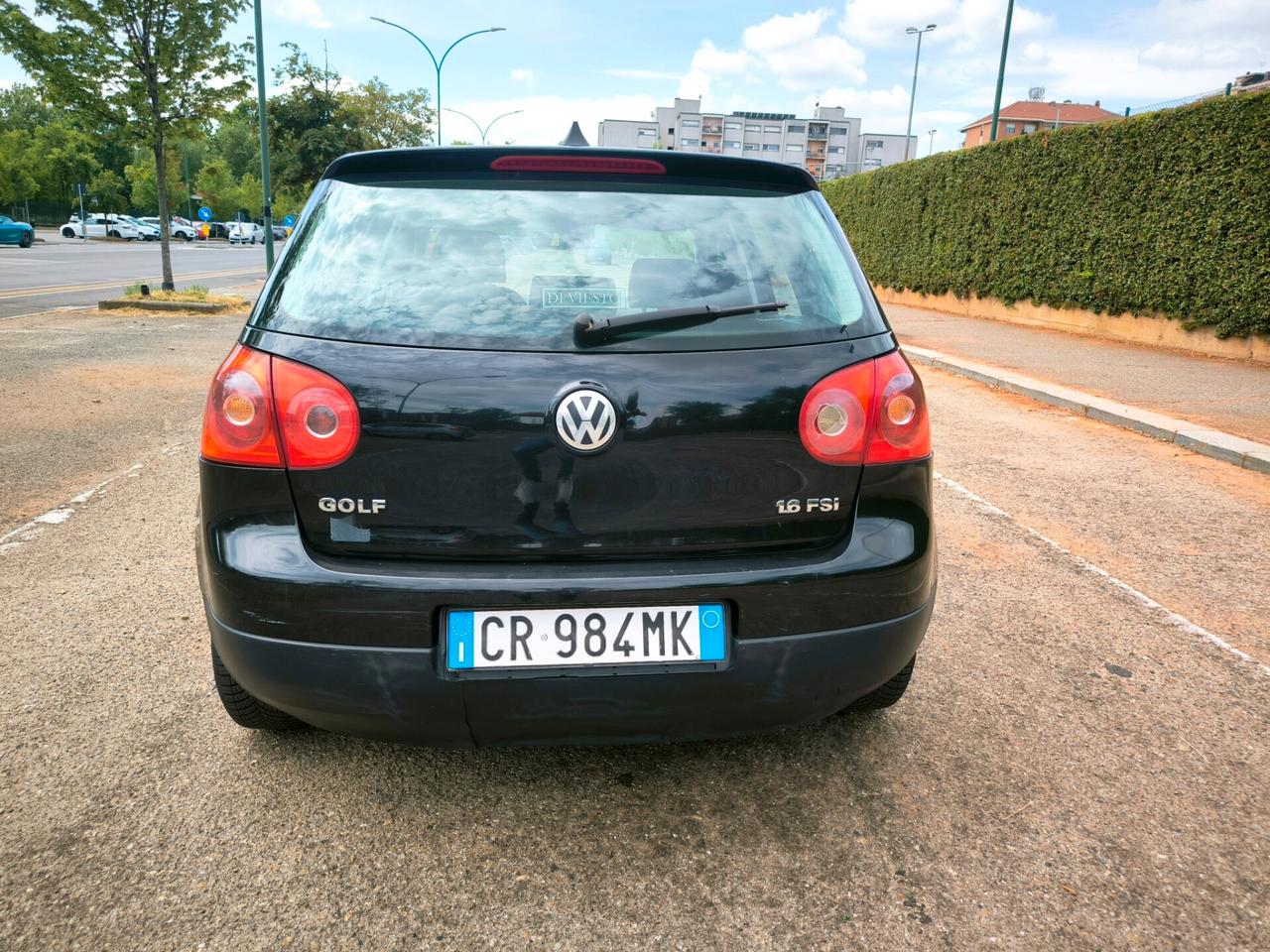Volkswagen Golf 1.6 16V FSI 5p. Sportline