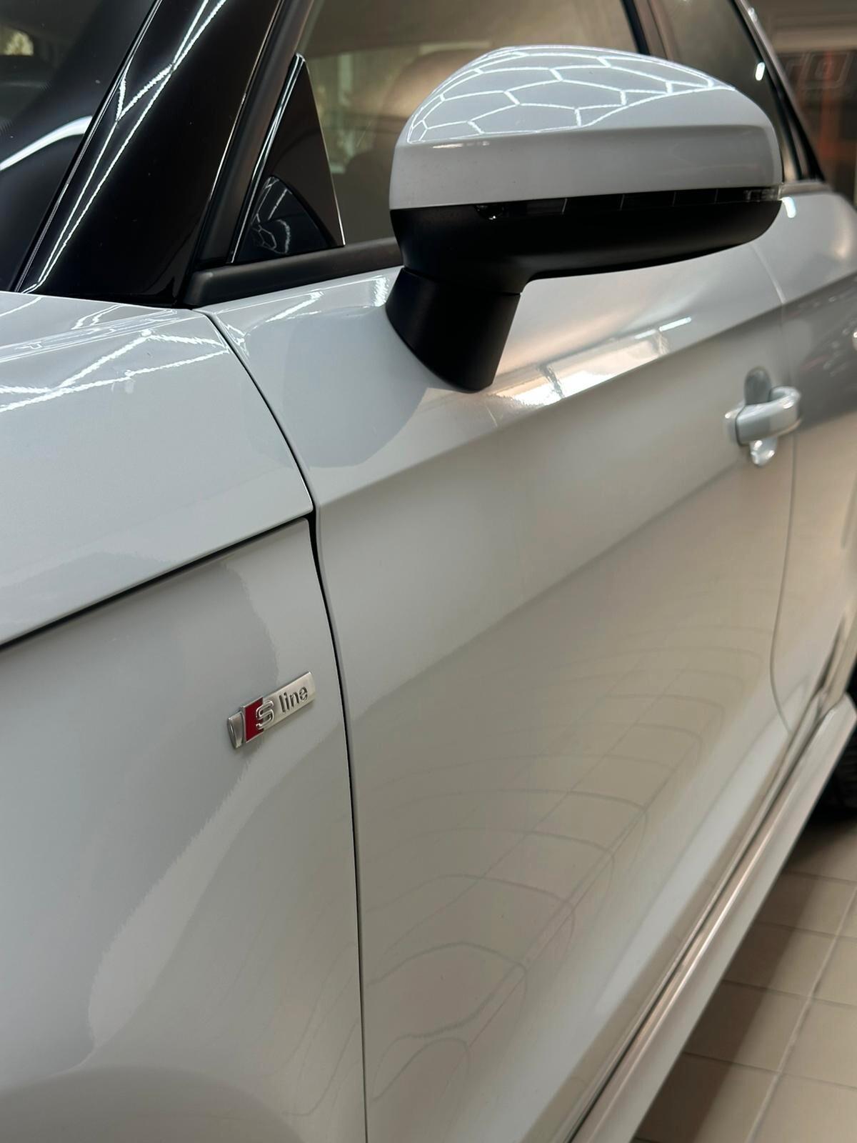 AUDI A1 1.4 90CV S TRONIC AUTOMATICA