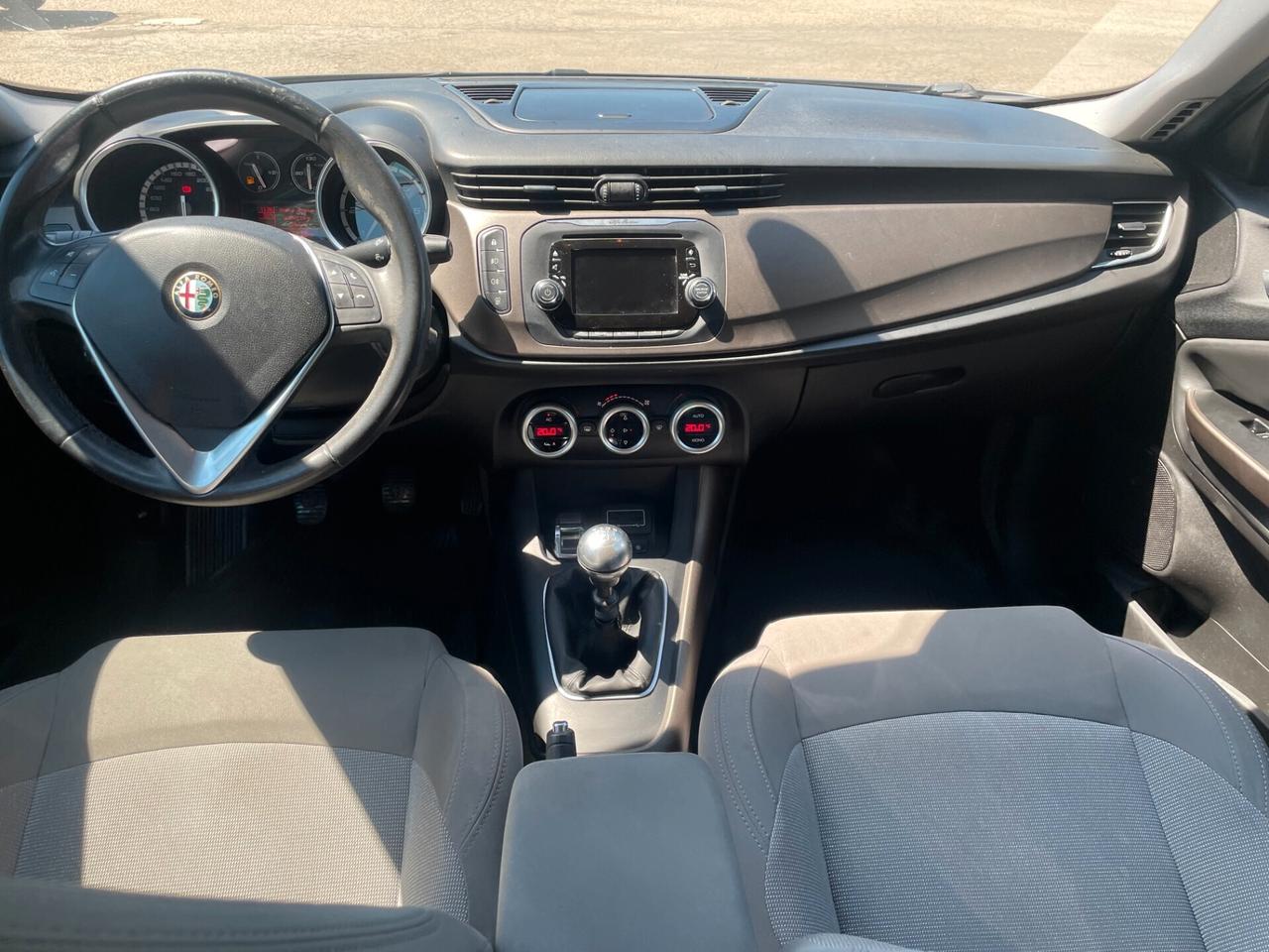 Alfa Romeo Giulietta 1.6 JTDm-2 105 CV Distinctive DISTRIBUZIONE NUOVA