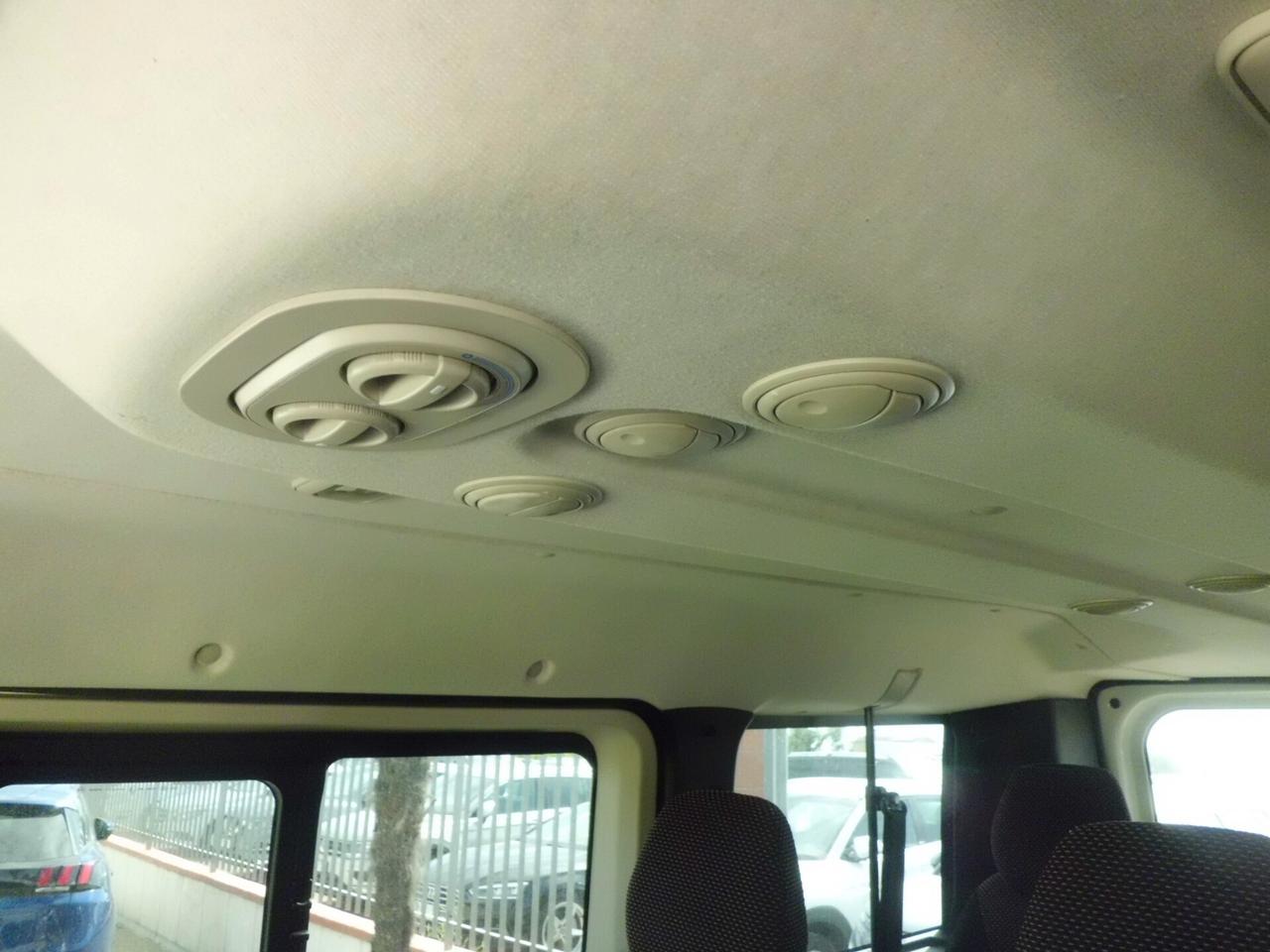 Peugeot Boxer 330 2.2 HDi/130CV FAP PC-TN Combi Premium-9 POSTI/POLTRONE SINGOLE CLIMA POSTERIORE