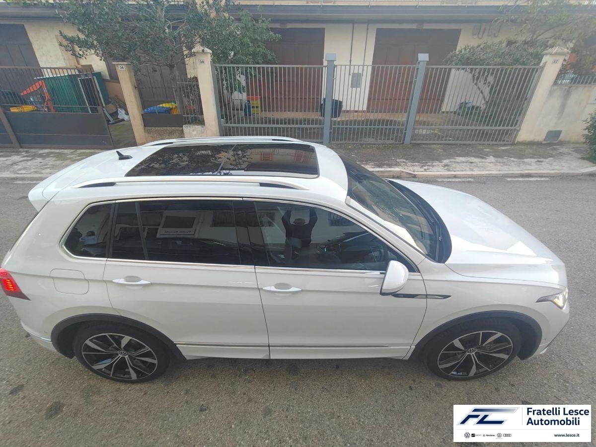 VOLKSWAGEN - Tiguan 2.0 tdi R-Line 4motion 200cv dsg (Esposizione Piano Lago)