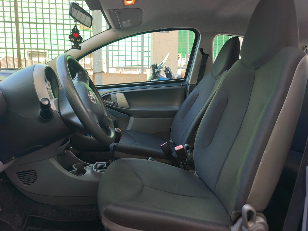 Toyota Aygo ok neopatentati km 42.000