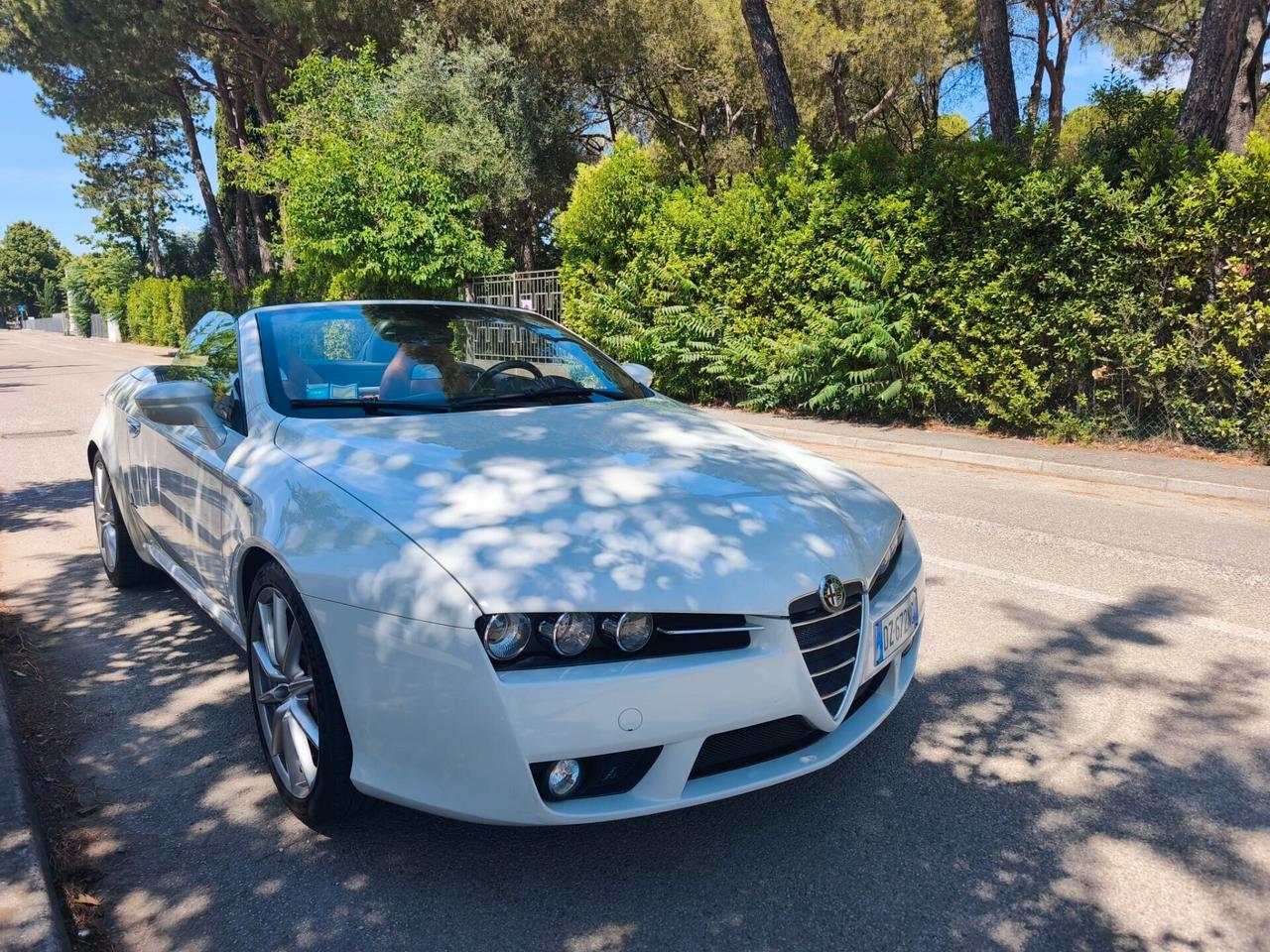 Alfa Romeo Spider 1750 TBi 68000 km