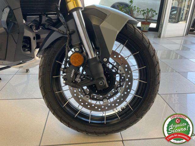 HONDA X-ADV 750 GRIGIO OPACO *2.377 Km