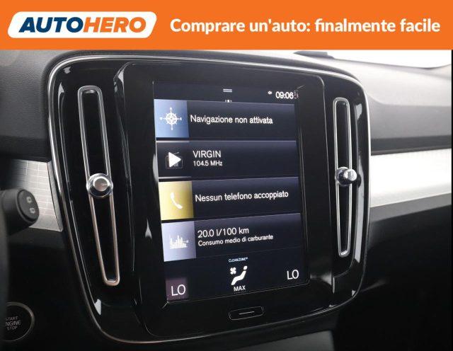 VOLVO XC40 T2 Momentum