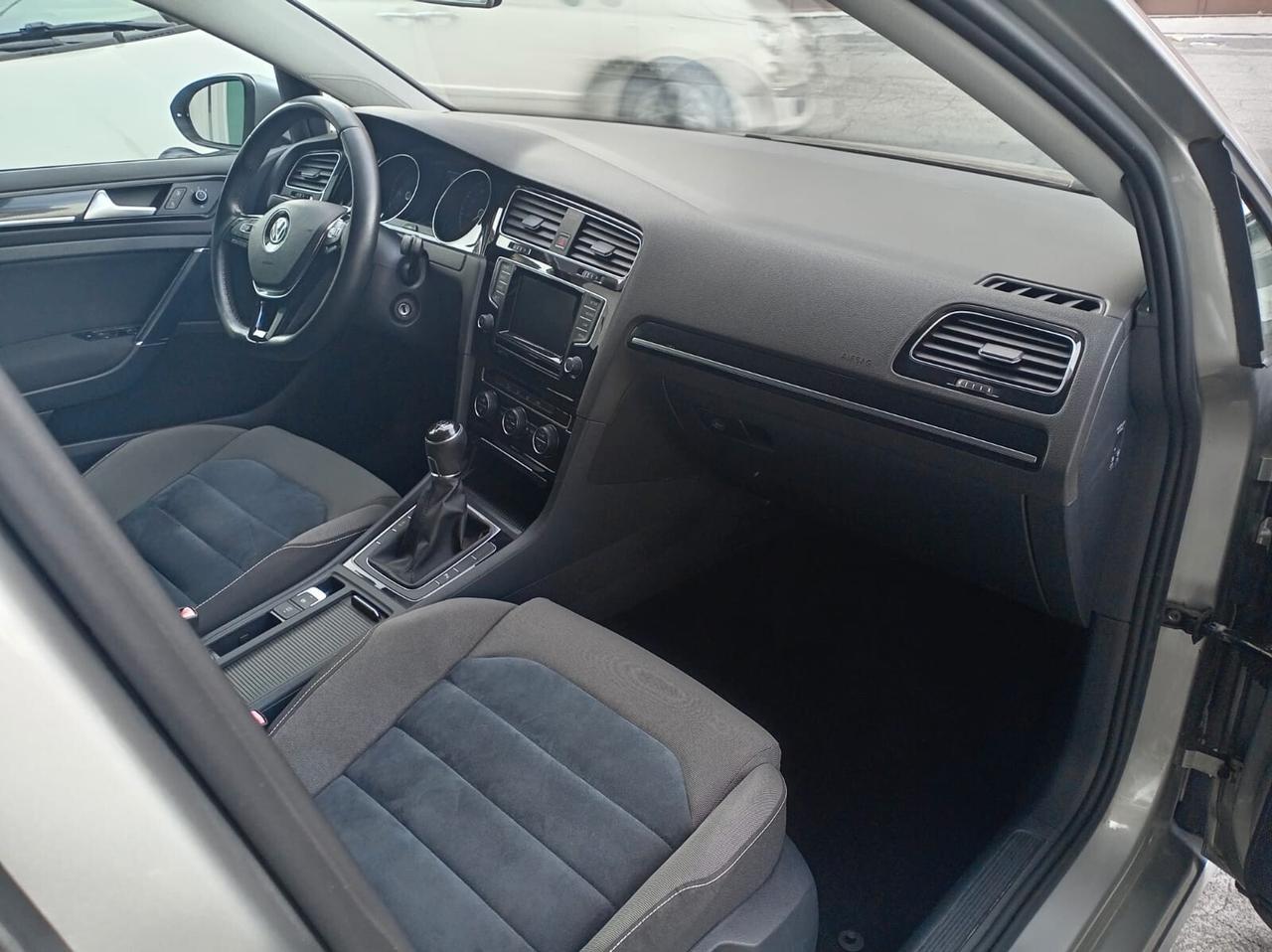 Volkswagen Golf 1.6 TDI 5p. Highline BlueMotion Technology