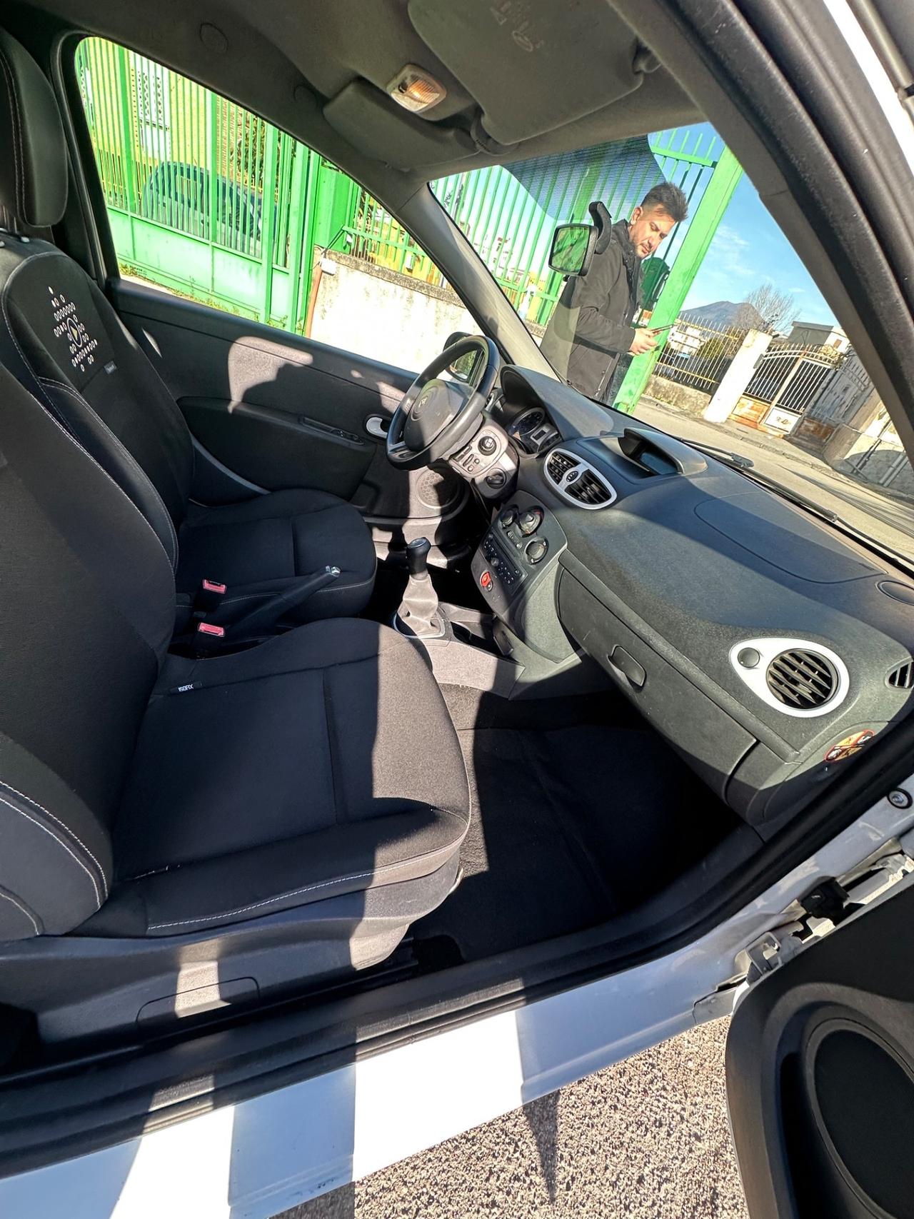 Renault Clio 1.2 16V 3 porte GPL Yahoo!